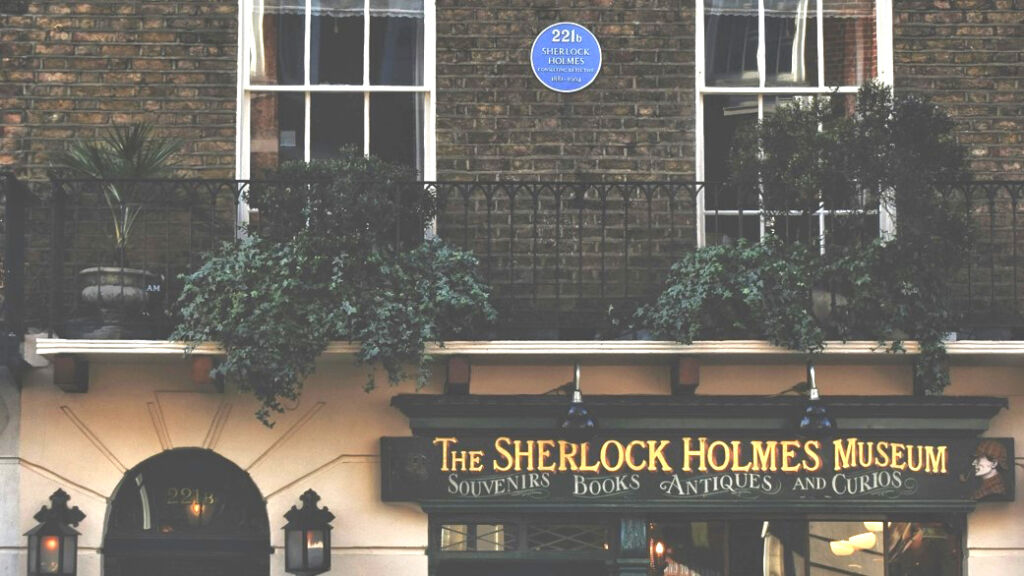The Blue Plaques of London: A Guided Tour of London History