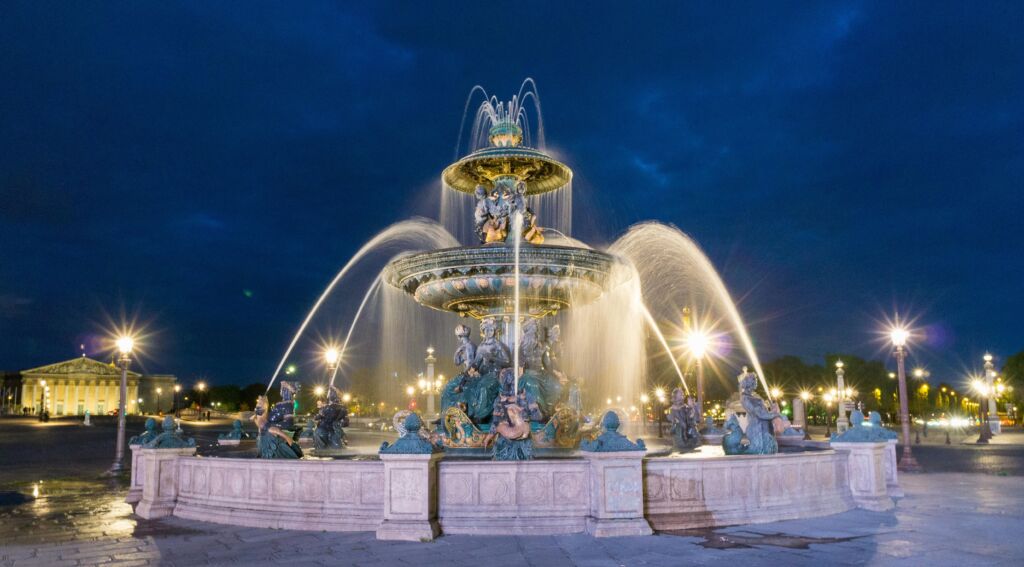 Where Water Meets Wonder – Fountains Beautify and Entertain